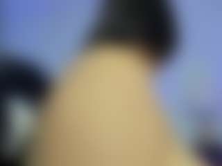 iris-torrez's Live Sex Cam Show