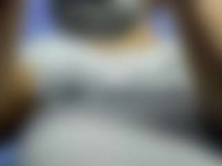 iris-torrez's Live Sex Cam Show