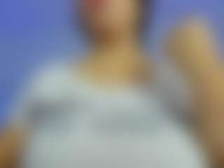 iris-torrez's Live Sex Cam Show