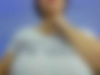 iris-torrez's Live Sex Cam Show
