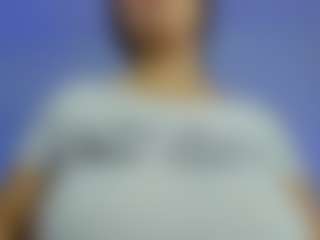 iris-torrez's Live Sex Cam Show