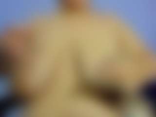 iris-torrez's Live Sex Cam Show