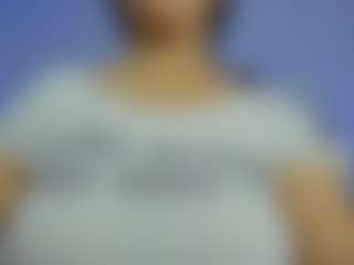 iris-torrez's Live Sex Cam Show