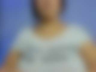 iris-torrez's Live Sex Cam Show