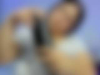iris-torrez's Live Sex Cam Show