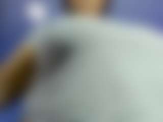 iris-torrez's Live Sex Cam Show