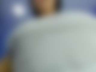 iris-torrez's Live Sex Cam Show