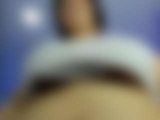 iris-torrez's Live Sex Cam Show