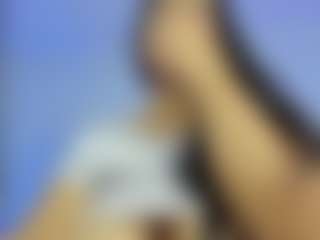 iris-torrez's Live Sex Cam Show