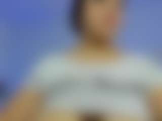 iris-torrez's Live Sex Cam Show