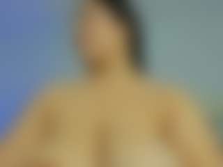 iris-torrez's Live Sex Cam Show