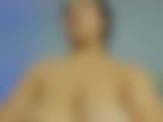 iris-torrez's Live Sex Cam Show