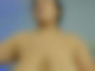 iris-torrez's Live Sex Cam Show