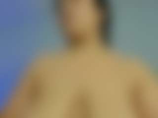 iris-torrez's Live Sex Cam Show