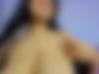 Live cam show with iris-torrez - Camel Toe on AdultVida.com