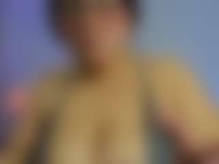 Live cam show with iris-torrez - Milk on Camsoda
