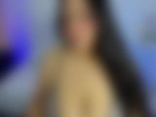 iris-torrez's Live Sex Cam Show