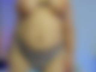 Live cam show with iris-torrez - Pregnant on Gym Cam Girls