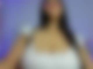 Live cam show with iris-torrez - Bikini on TeamSkeetLive