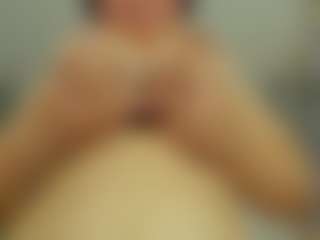 iris-torrez's Live Sex Cam Show