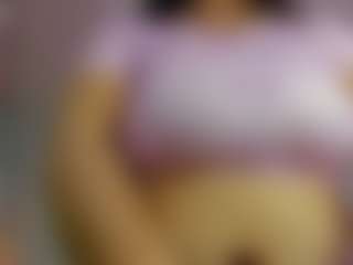 Live cam show with iris-torrez - Camel Toe on live18s.com