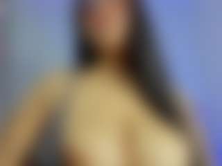 Live cam show with iris-torrez - Thong on CamClone