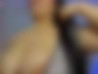 Spettacolo in cam dal vivo con iris-torrez - Camel Toe su Camsoda