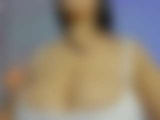 Live cam show with iris-torrez - Milk on livesuperchat.net