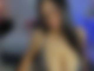 iris-torrez's Live Sex Cam Show