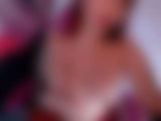 lucybeatifull's Live Sex Cam Show