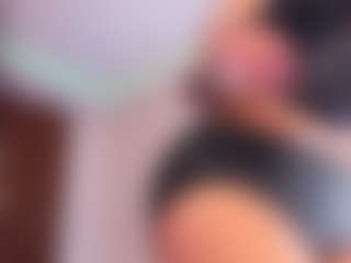 lucybeatifull's Live Sex Cam Show