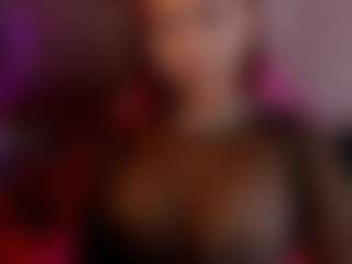 lucybeatifull's Live Sex Cam Show
