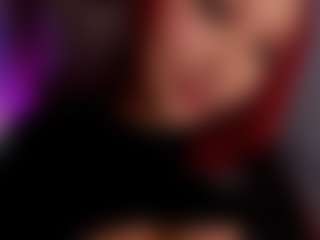 lucybeatifull's Live Sex Cam Show