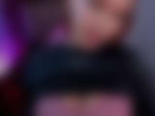 Live cam show with lucybeatifull - Red Hair MILF on Chatstar