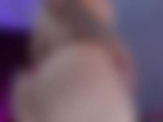 lucybeatifull's Live Sex Cam Show