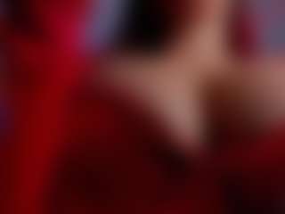 lucybeatifull MILF webcam performer live streaming