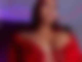 Live cam show with lucybeatifull - Spank on Uber Horny