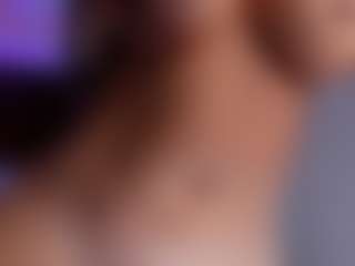 lucybeatifull's Live Sex Cam Show