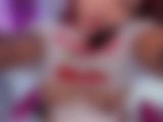 Live cam show with lucybeatifull - BBW Toys on Hubzter Live