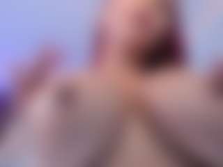 lucybeatifull's Live Sex Cam Show