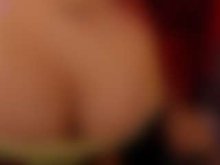 lucybeatifull's Live Sex Cam Show