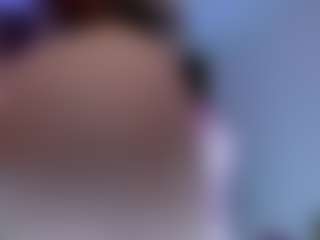 lucybeatifull's Live Sex Cam Show