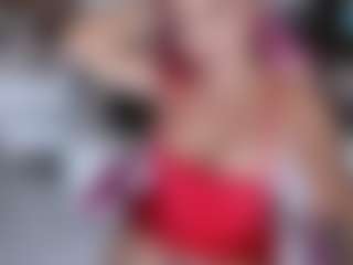 Live cam show with lucybeatifull - Tease on SpunkLive