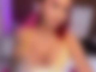 Live cam show with lucybeatifull - Facial on hornycams.live