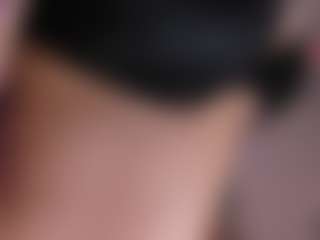lucybeatifull's Live Sex Cam Show