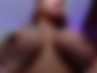 lucybeatifull's Live Sex Cam Show