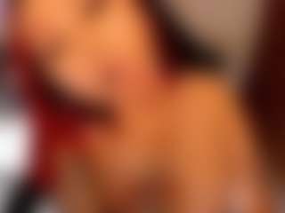 Live cam show with lucybeatifull - Camel Toe on SpankPalCams