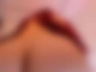 lucybeatifull's Live Sex Cam Show