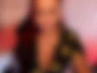 Live cam show with lucybeatifull - Bedroom Red Hair on Instabang