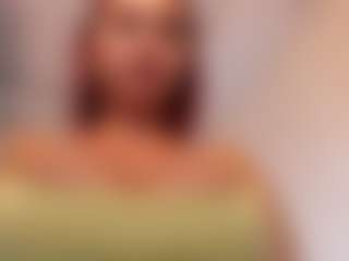 Live cam show with lucybeatifull - Spank Red Hair on sexytreat.net